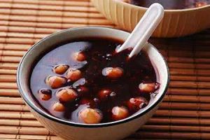蓮子紫米甜湯 蓮子紫米甜湯
