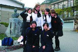 明德義塾高中 明德義塾高中