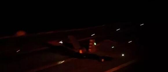 美軍F-35C首度完成夜間起降