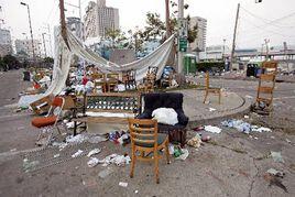 一片狼藉 一片狼藉