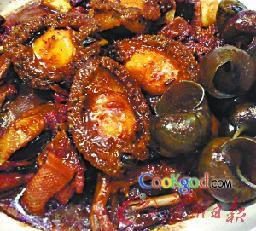 鮑魚田螺燜雞 鮑魚田螺燜雞