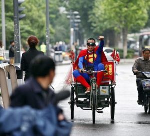 超人送水哥 超人送水哥