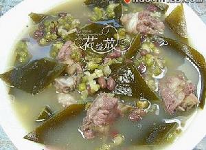 紅綠豆豆排骨湯 紅綠豆豆排骨湯