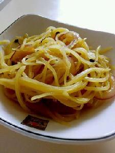 土豆絲炒洋蔥絲 土豆絲炒洋蔥絲