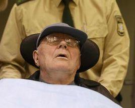 約翰·代姆揚尤克 約翰·代姆揚尤克