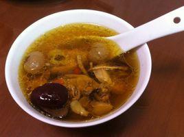 蟲草花紅棗雞湯 蟲草花紅棗雞湯