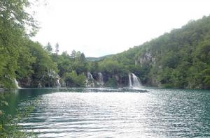 十六湖國家公園 十六湖國家公園