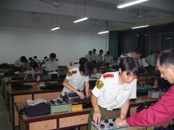 大學物理和技術物理實驗室