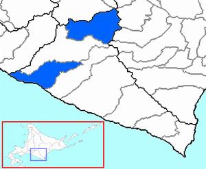 日高町在和沙流郡的位置（藍色區域）