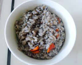 枸杞黑芝麻粥 枸杞黑芝麻粥