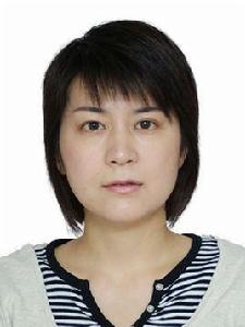 出和曉子 出和曉子