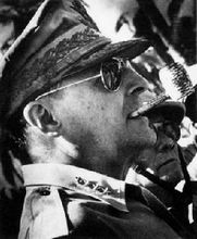 道格拉斯·麥克阿瑟