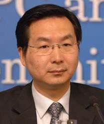 吳躍[中國東方資產管理公司黨委書記]