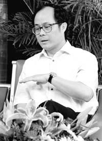 鄭利平[重慶大學教育學碩士]