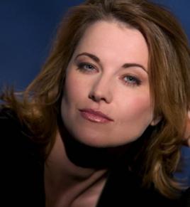 露西·勞立絲 露西·勞立絲