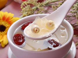 山藥蓮子銀耳羹 山藥蓮子銀耳羹