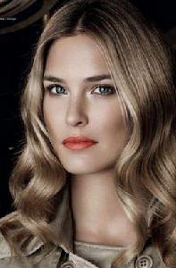 芭兒·萊法利 芭兒·萊法利