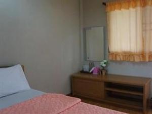 Sabaidee Khao Yai Guest House