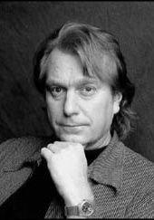 米卡·考里斯馬基 米卡·考里斯馬基