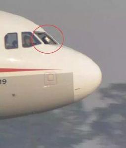 5·14川航航班備降成都事件 5·14川航航班備降成都事件