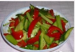 小炒彩椒黃瓜芹菜 小炒彩椒黃瓜芹菜