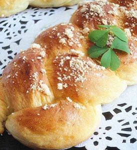 鮮奶油辮子麵包 鮮奶油辮子麵包