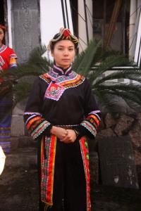 畲族服飾