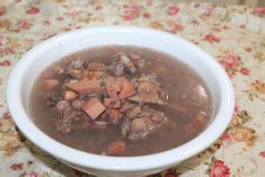 蓮藕海帶尾骨湯 蓮藕海帶尾骨湯