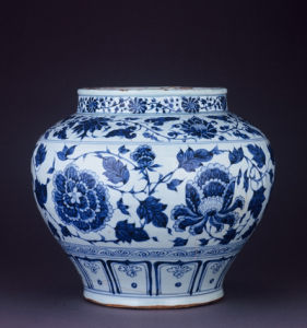 元青花牡丹紋罐 元青花牡丹紋罐