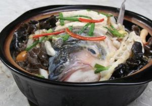 筍絲酸菜魚頭煲 筍絲酸菜魚頭煲