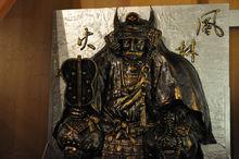 武田神社中的信玄銅像