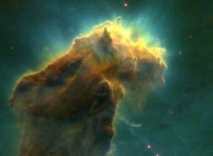 鷹狀星雲（M16）就是一個典型的分子雲
