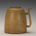 戰國原始瓷把杯