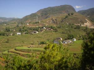 關財山村 關財山村