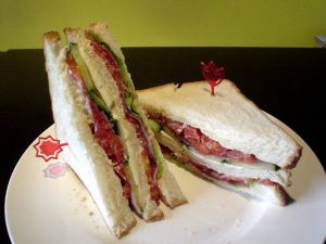 鮮蘑麥皮三明治 鮮蘑麥皮三明治