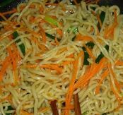 蛋絲胡蘿蔔炒麵 蛋絲胡蘿蔔炒麵