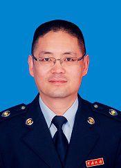 熊波[國家稅務總局鹹陽市稅務局黨委委員]