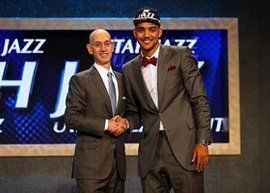 特雷·萊爾斯 特雷·萊爾斯