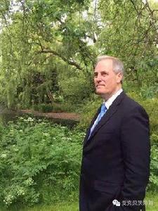 麥克·貝茨勳爵 麥克·貝茨勳爵