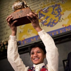 國際兒童和平獎獲得者凱斯&middot;瓦爾德斯