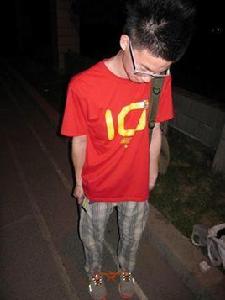 泡沫[夏天Alex演唱歌曲]