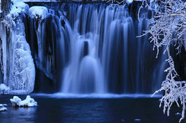 吊水壺瀑布 吊水壺瀑布