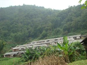 芒京三隊村 芒京三隊村