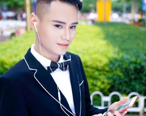 魏博[中國內地主持人]