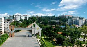 鶴山一中 鶴山一中