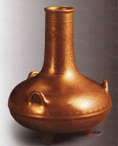 清乾隆景德鎮窯醬釉描金三系壺 清乾隆景德鎮窯醬釉描金三系壺