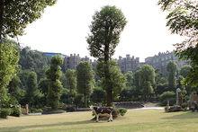 華生園蛋糕夢幻城堡