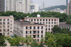 武漢大學遙感信息工程學院 武漢大學遙感信息工程學院