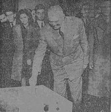 彼特魯·格羅查參加投票