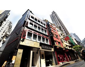 伊利近街 伊利近街